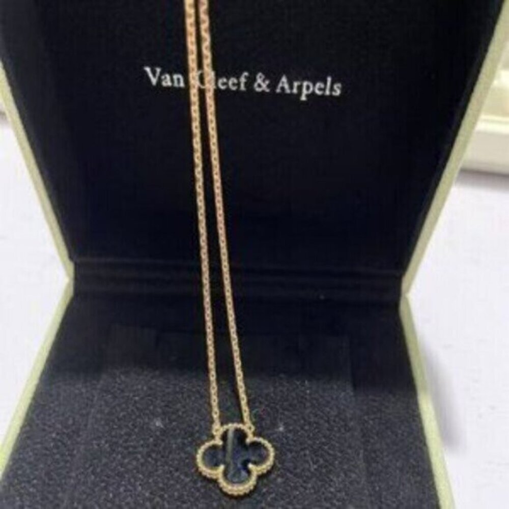 Van Cleef & Arpels black necklace